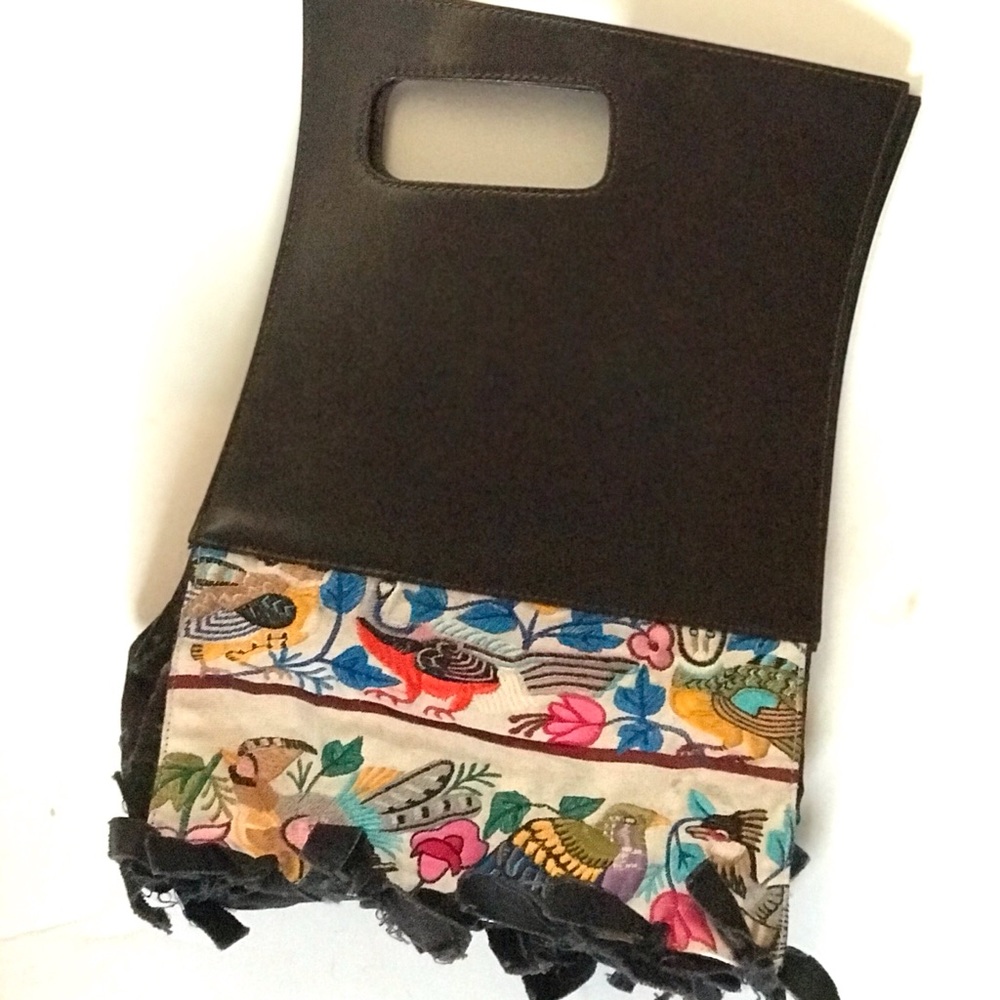 Boho embroidered handbag.